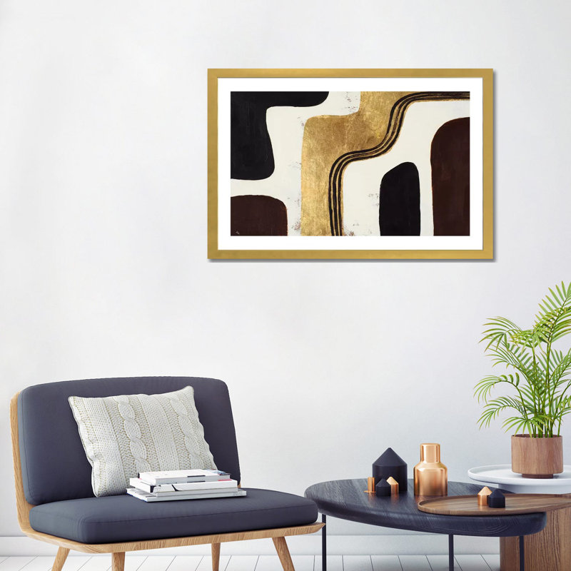 « Retro Africa » par Patricia Pinto-impression, H 32 po x l 24 po x P 1 po, Papier encadré doré, Blanc