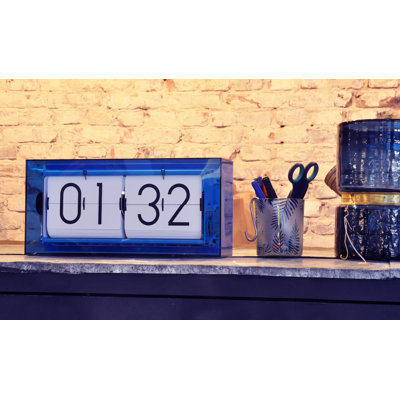 Digital Quartz movement / Crystal Tabletop Clock