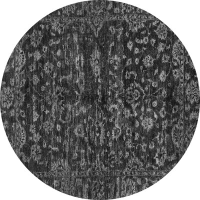 Tapis oriental en chenille / polyester tissé à la machine en gris / noir Lyndzie