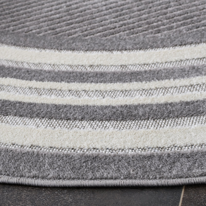 Shontavius 303 Area Indoor/Outdoor Area Rug In Grey / Ivory, Round 6'7"