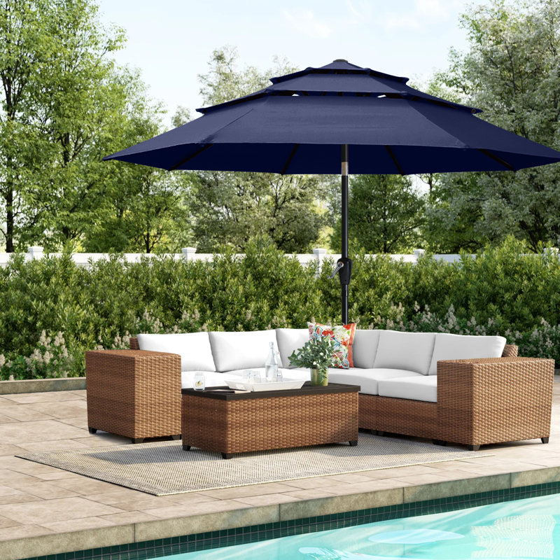Parasols de patio à 3 niveaux Miqdad par Arlmont & Co., H 92,5 po x l 106,3 po x P 106,3 po, Marine