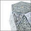 Tabouret de jardin hexagonal avec accent Capiz unique, noir / blanc, idéal pour la décoration de vestibule et de salon