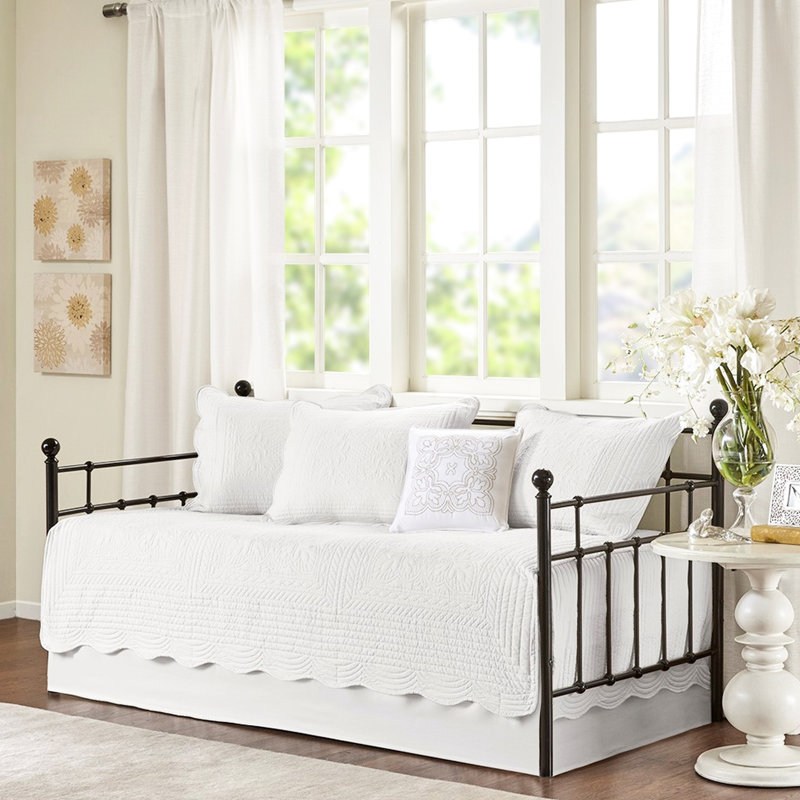 Ensemble de lit de jour 6 pièces - Bord réversible blanc festonné, pour une nuit de sommeil, matelas simple, housse, taies décoratives et housse de coussin décorative de style élégant, taille,