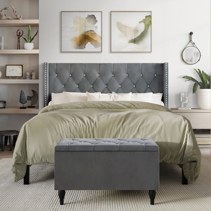 Falaq Solid Wood Piece Bedroom Set, Light Gray, King