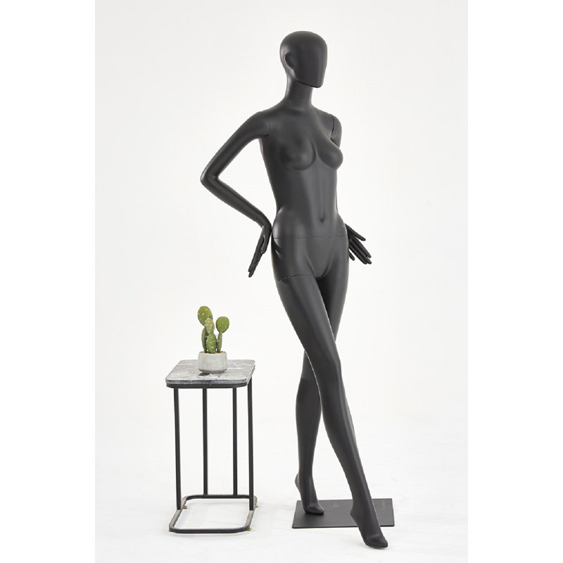Altoria People Statue, Black
