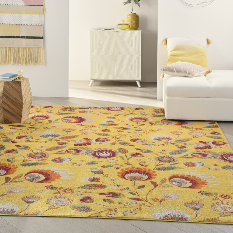 Tapis jaune à motif floral Lakenya, Rectangle 7 pi 10 po x 9 pi 10 po