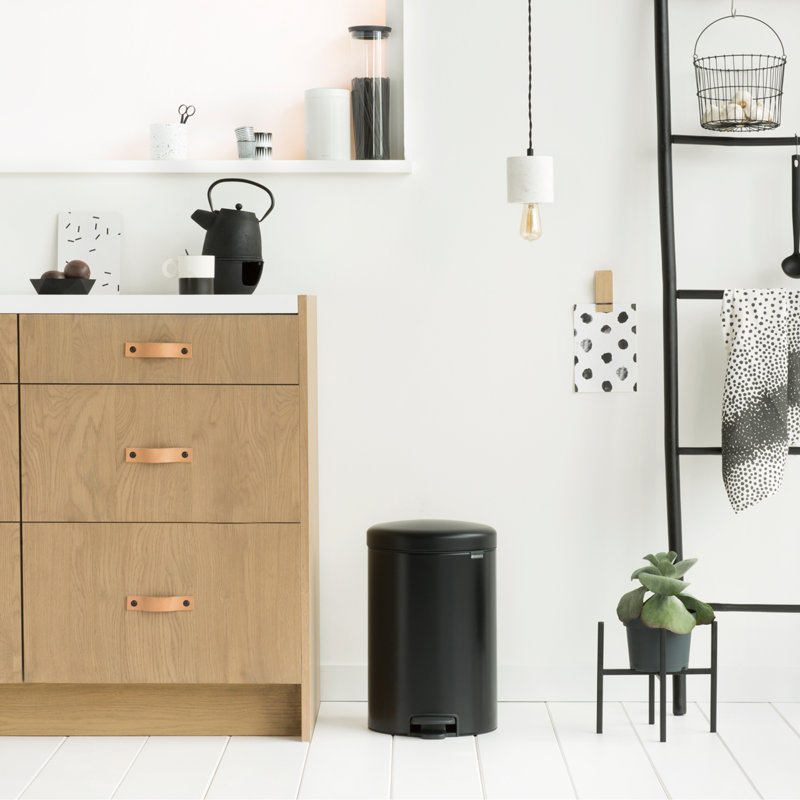 Brabantia NewIcon Soft Closing 20 Litre Pedal Bin, Matt Black