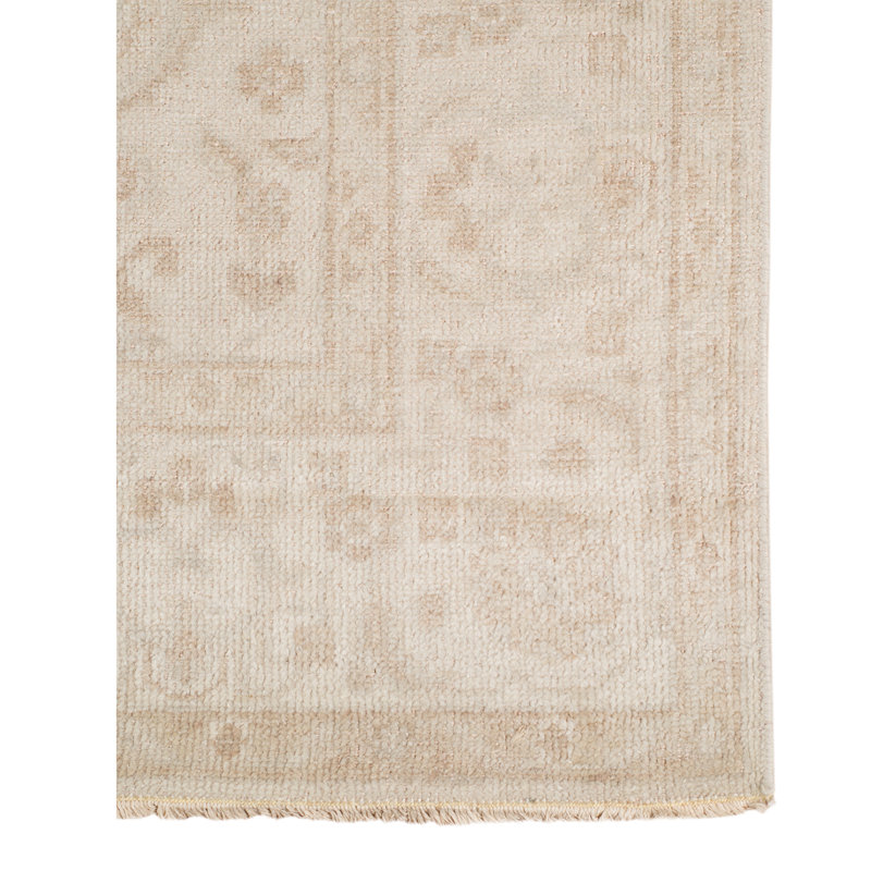 Ainsley Hand-Knotted Beige 2'x3' Rug, Rectangle 2' x 3'