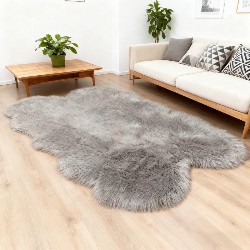 Luxurious Plush Gray Faux Sheepskin Rug, Novelty 4' x 6'