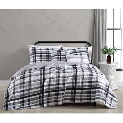Maris Polyester Plaid Quilt