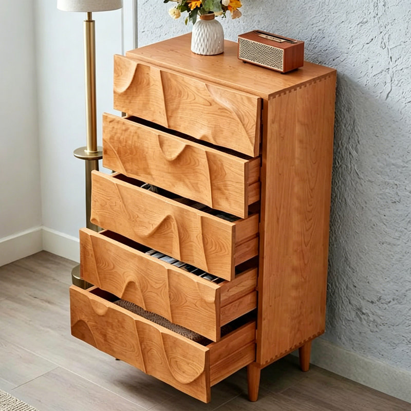 Simple Water Ripple Accent Chest