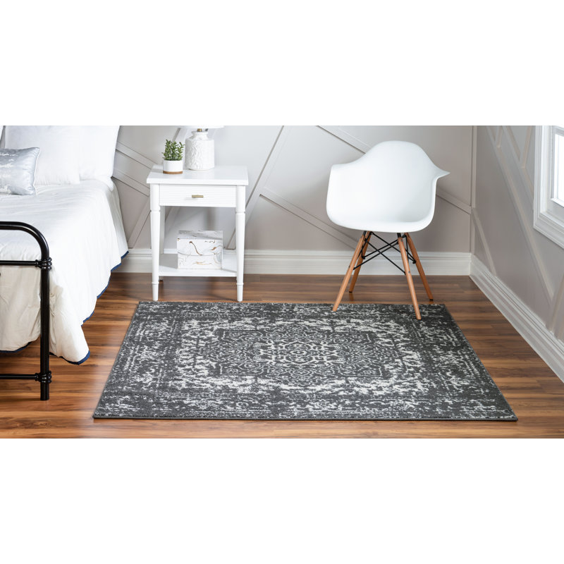 Edelie Oriental Indoor Rug, Square 5'3"