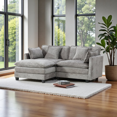 Causeuse rembourrée en chenille l 78 po Geneveve avec repose-pieds, 4 coussins et coussins en mousse compressée