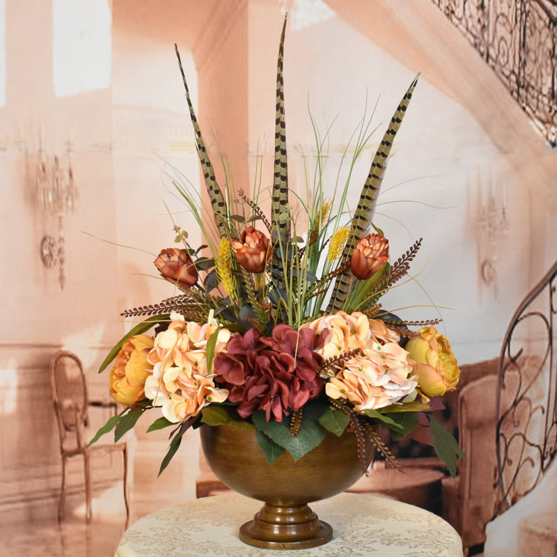 Hydrangea and Rose Centerpieces in Vase