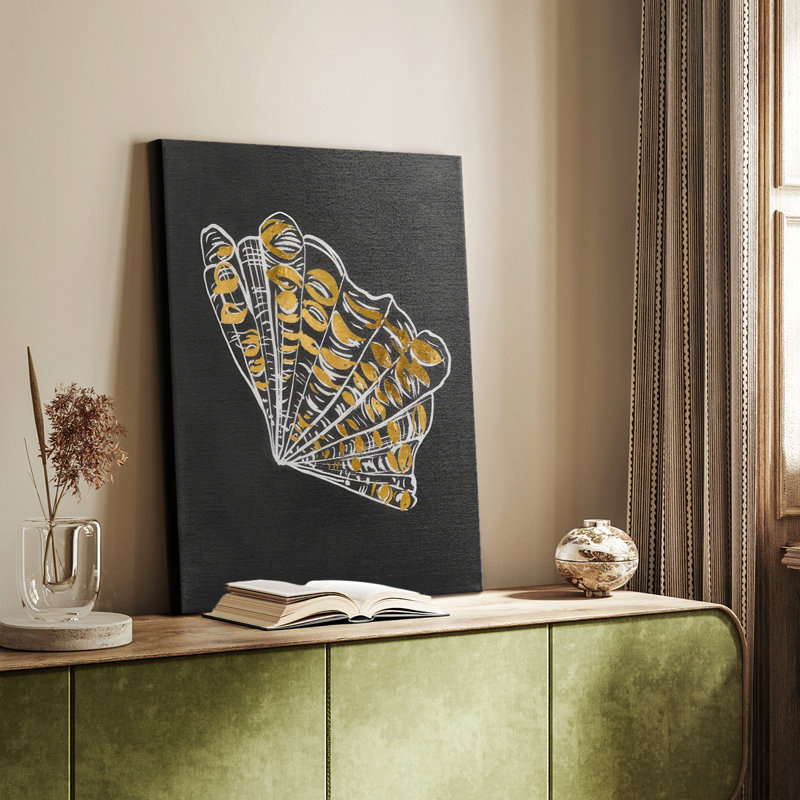 Night Shell I - galerie sur mesure, H 48 po x l 32 po