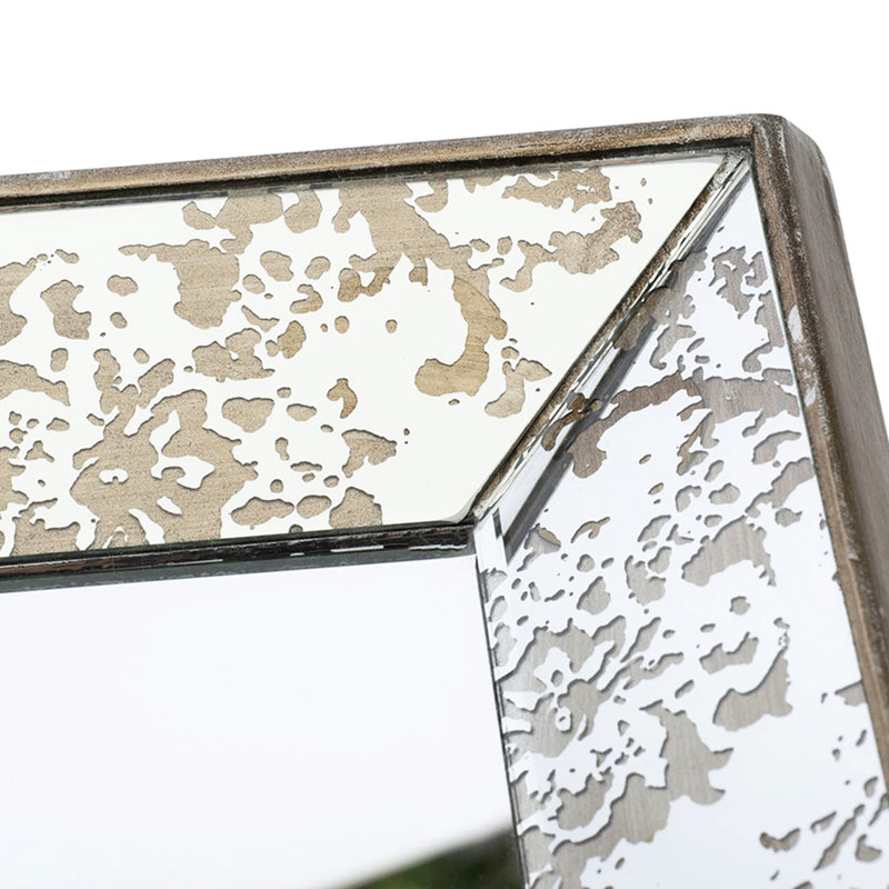 Miroir 24 po X, 24,35 po x 23,83 po, Carrée