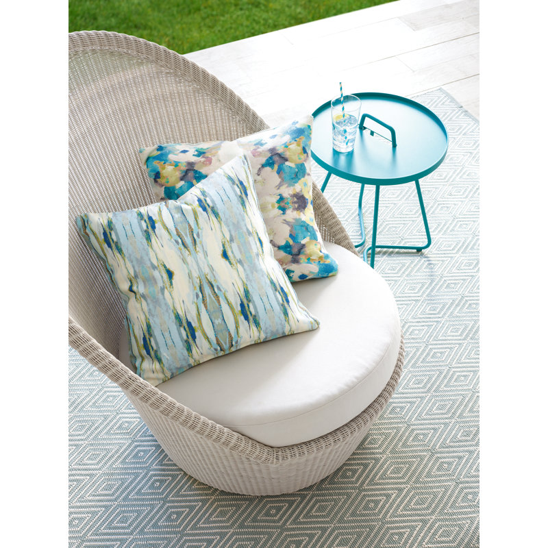 Diamond Handwoven Indoor/Outdoor Rug, Rectangle 9'6" x 13'6", Light Blue/Ivory