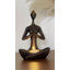 Porte-bougie Yoga Woman Namaste Pose - or noir, polystone, fait à la main