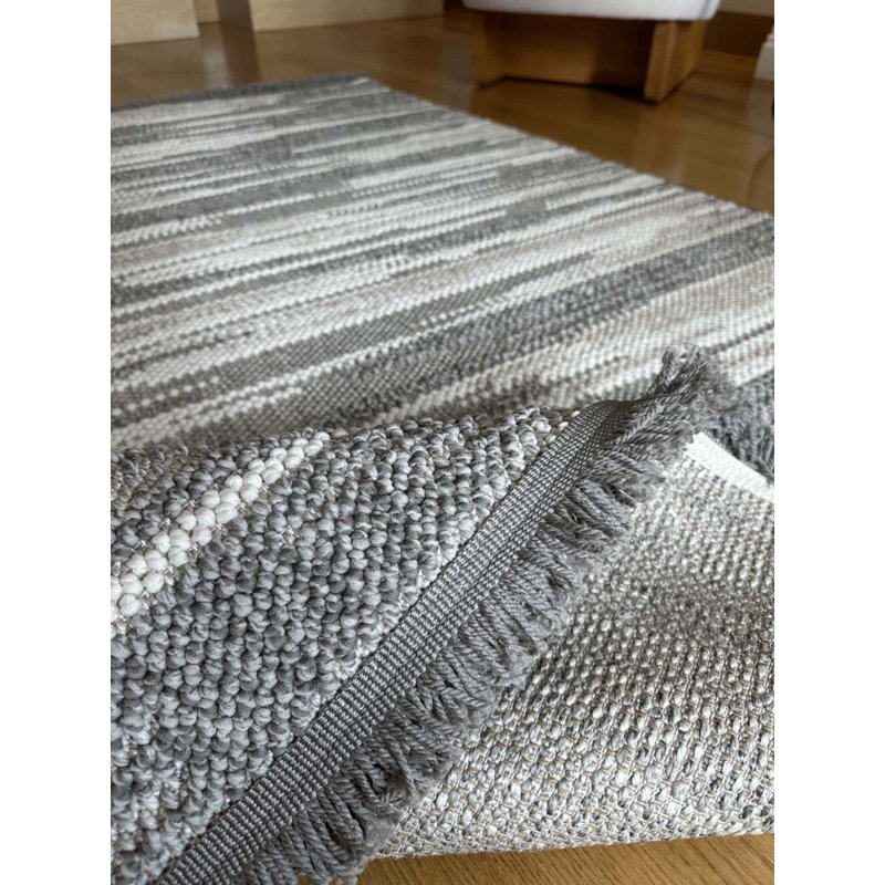 Tilina Striped Indoor / Outdoor Rug, Rectangle 2'7" x 16'5"