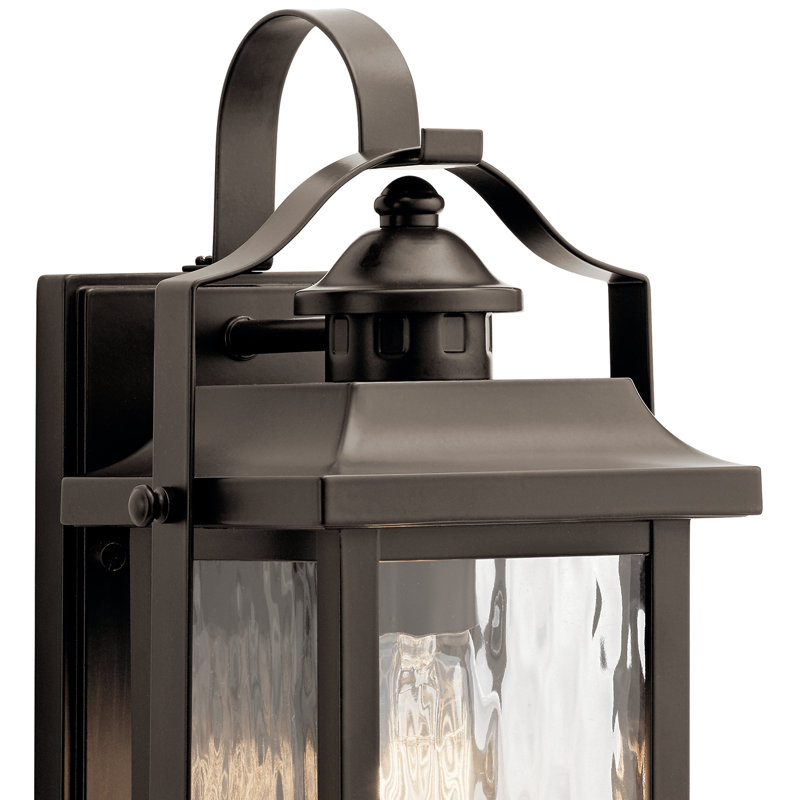 13.75" 1 light Wall Light Olde Bronze, Yes