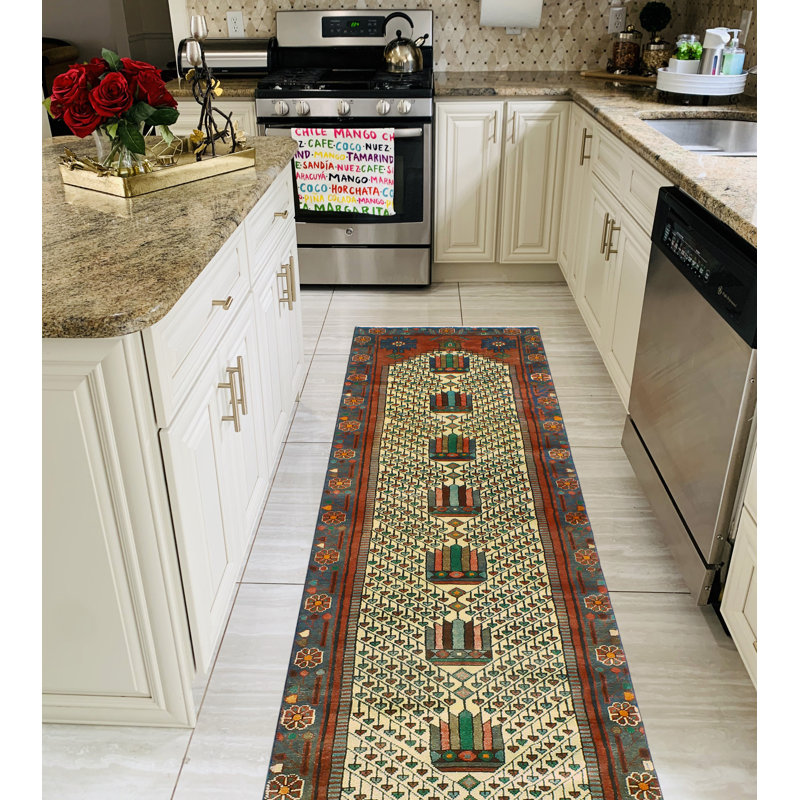 Khylar Distressed Guvenc Ivory Runner
