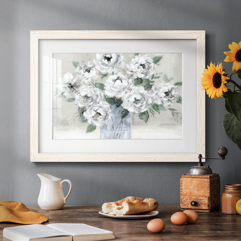 Roses blanches tendres - impression d'un seul cadre, H 14 po x l 20 po x P 1,5 po, Blanc