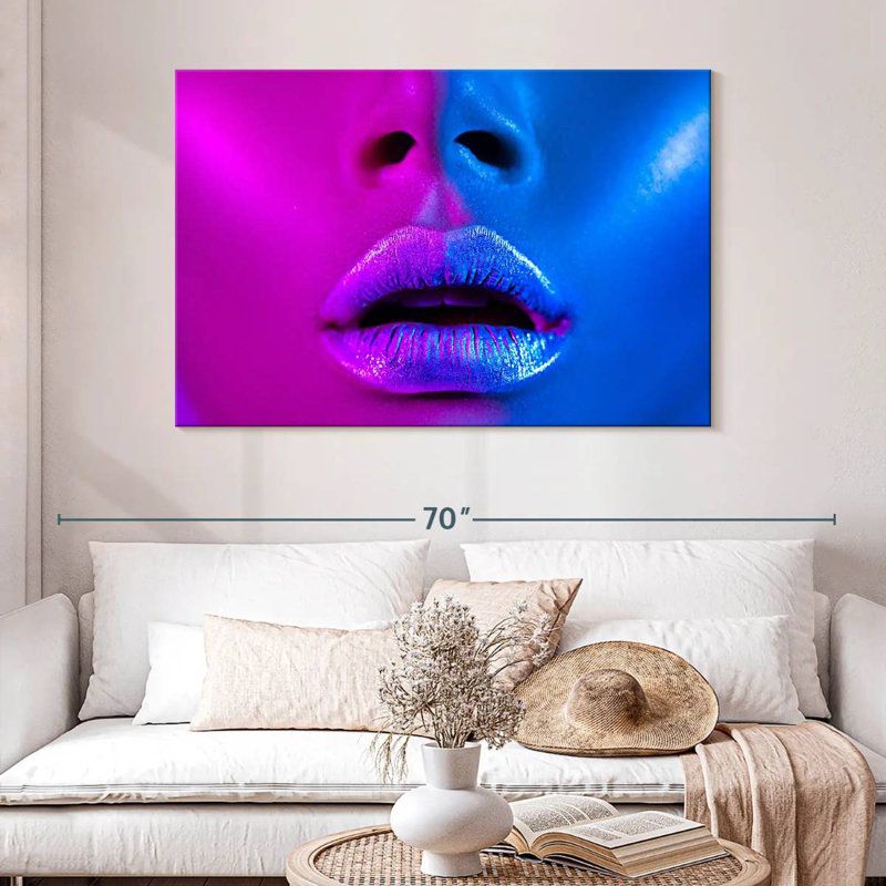 Ultraviolet Makeup, 32" H x 48" W