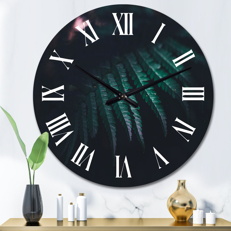 Horloge murale tropicale, Moyen
