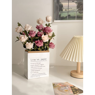 Bouquet de roses dans un vase