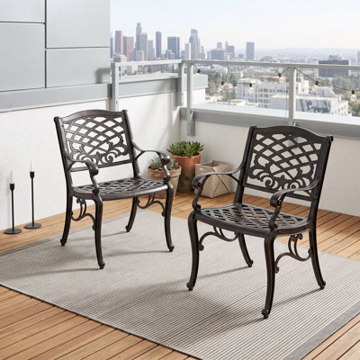Ensemble de 2 fauteuils de salle à manger d'extérieur en aluminium avec motif en treillis classique, décorations florales ornées et cadres résistants à la rouille
