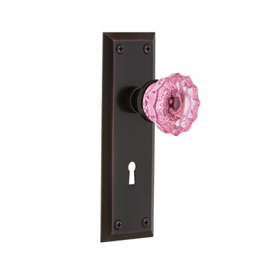 New York Plate with Decorative Keyhole and Crystal Pink Door Knob