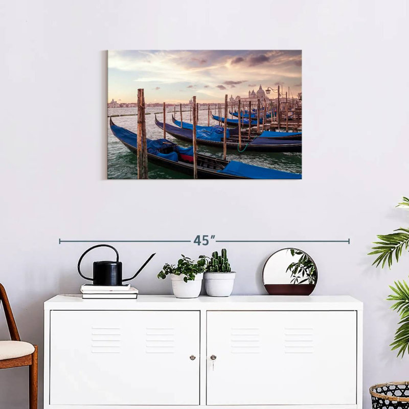 Mehar Venice Gondolas At Sunset, 20" H x 30" W