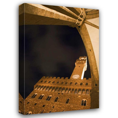 Hokku Designs Flaherty, Dennis Gallery Wrapped Canvas Art: Italy, Florence Palazzo Vecchio at night