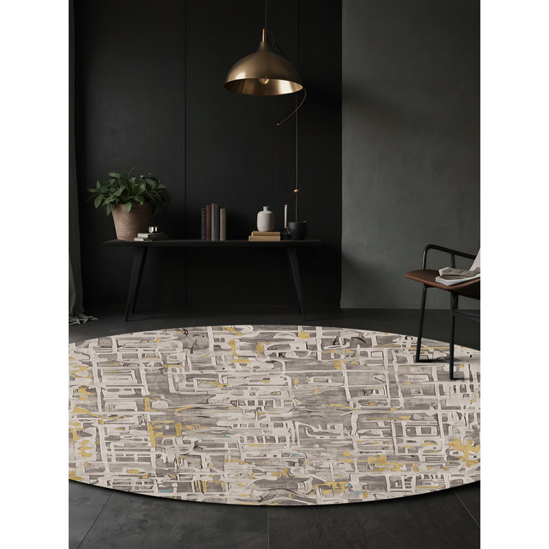Tapis beige soyeux et moelleux, Round 7'