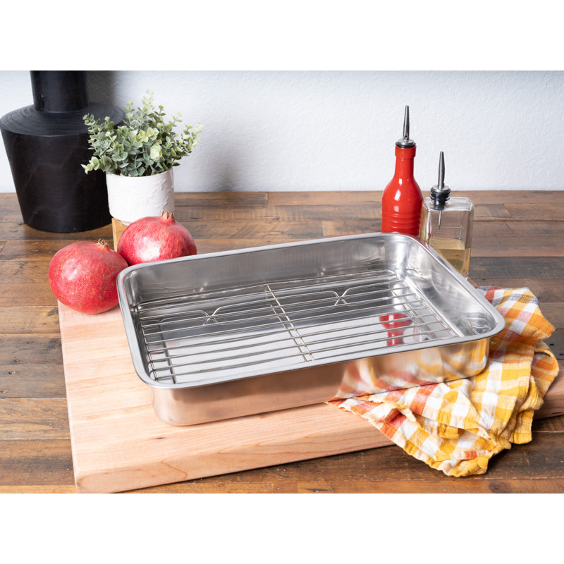 Lexi Home Golden Prime 15.75" Stainless Steel Roasting Pan with Rack