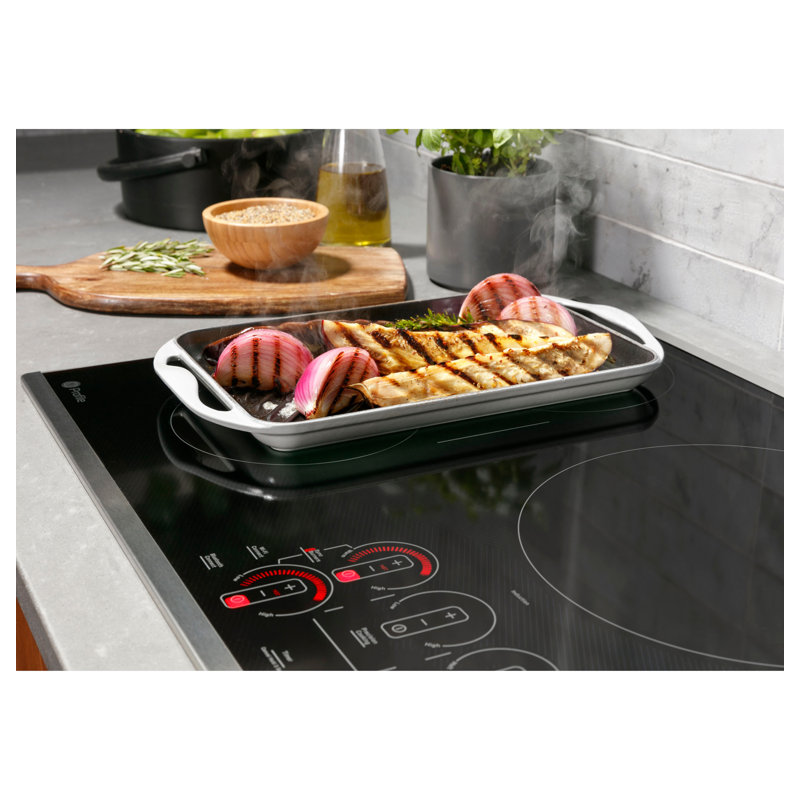 36" Induction Cooktop with 5 Elements, Black/Stainless Steel