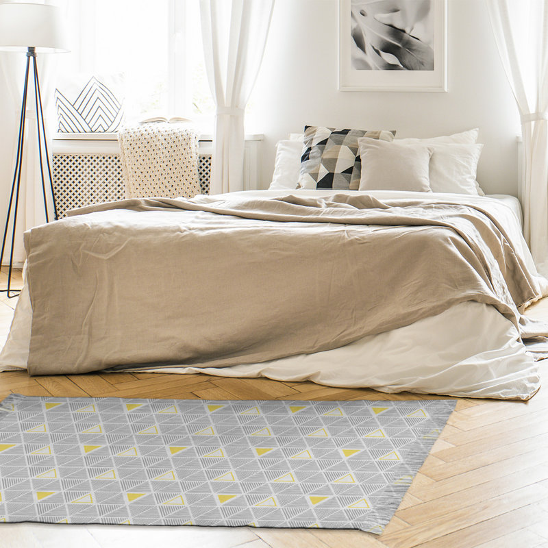 Tapis de zone grise triangles dessiné à la main, Non