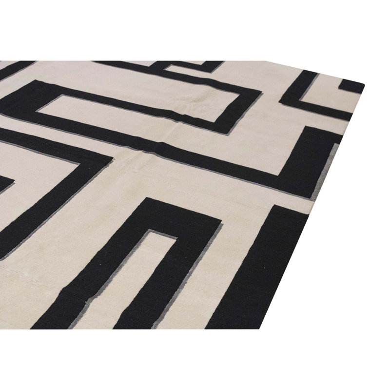 Hand Knotted Area Rug in White
