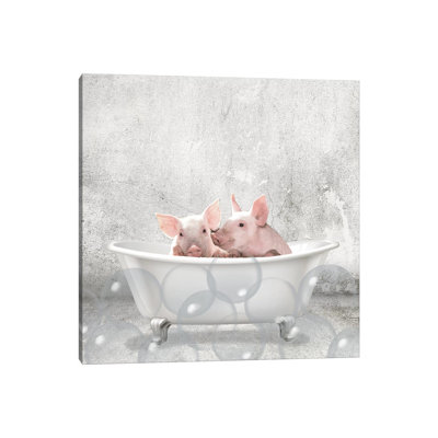 «Baby Piglets Bath» par Kimberly Allen - reproduction de photo encadrée
