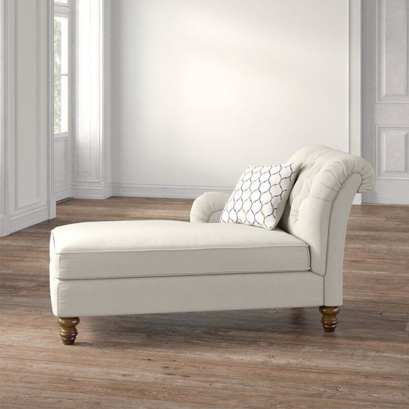 Longerich, Orienté à droite, Blanc cassé