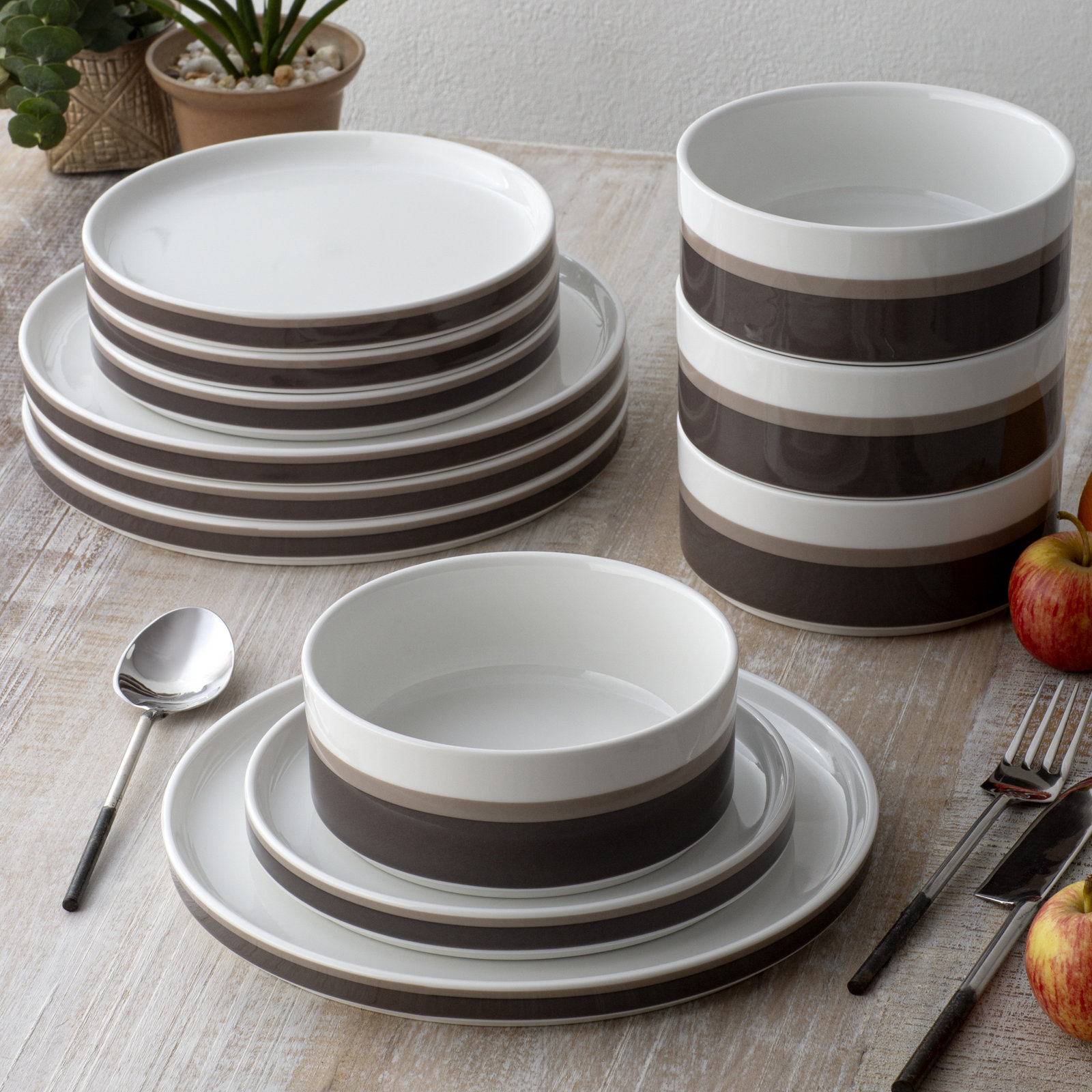 ColorStax Porcelain Cereal Bowl, Brown