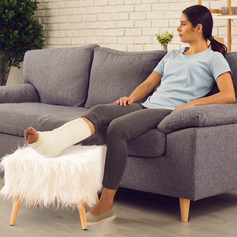 Matranga Upholstered Ottoman