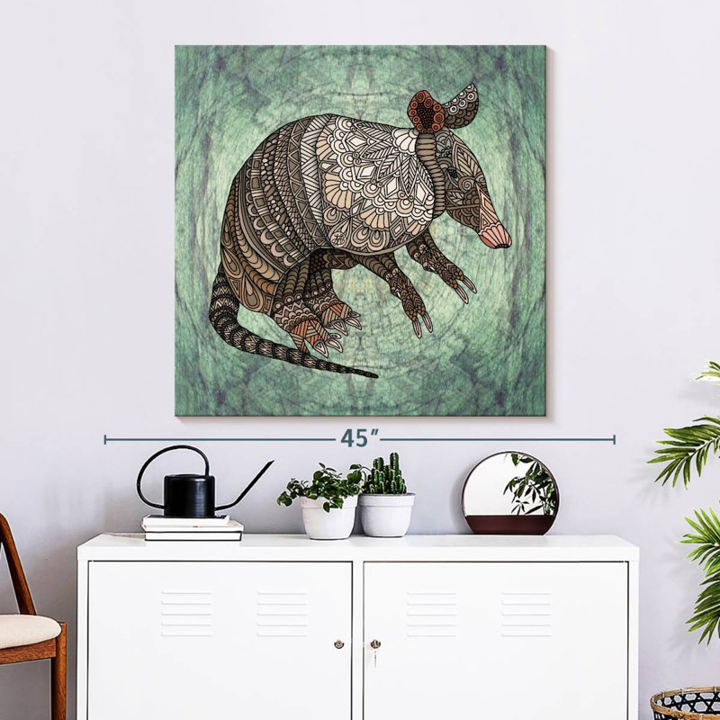Brampt Armadillo, 33" H x 33" W