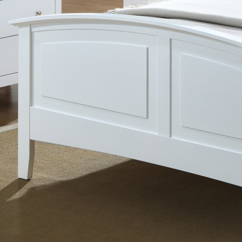 Durable Particle Board Casual Style White King Bed For Comfortable Relaxation