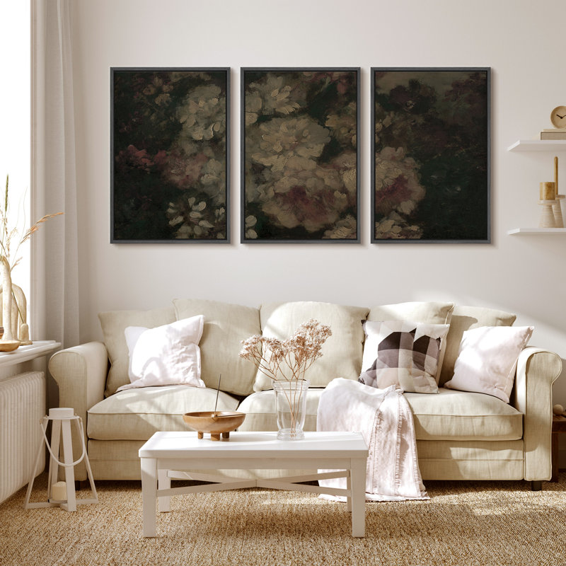 «Dark Moody Floral Arrangement Triptych», reproduction d'art sur toile encadrée 3 pièces, H 36 po x l 72 po x P 1,5 po