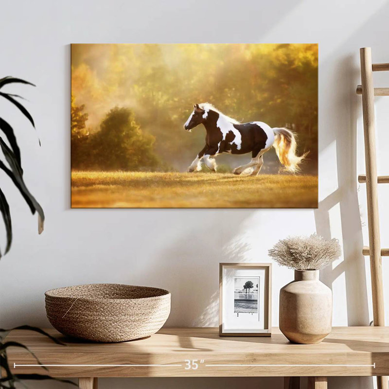 Cheval doré Brampt II, H 16 po x l 24 po
