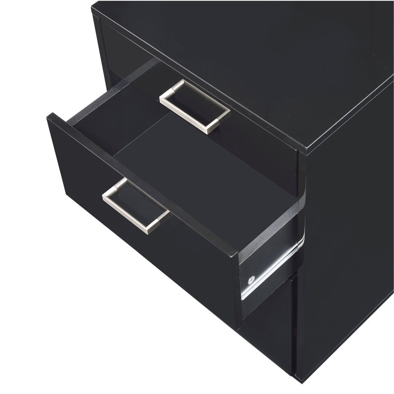 Classeur rectangulaire à 3 dossiers, finition noire lustrée, 45,7 x 55,9 x 71,1 cm (hauteur), sans assemblage, 28,1 kg, roulettes pour un déplacement facile, finitions et garnitures simples.