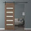 Porte de grange en bois manufacturé et en verre massif Avon 07-04 avec trousse de quincaillerie d'installation-991046341-991046362