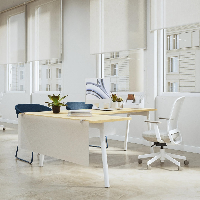Bureau en coin Series A, LPL, H 29 po x l 56 po x P 79 po, Blanc / chêne naturel, Orienté à droite
