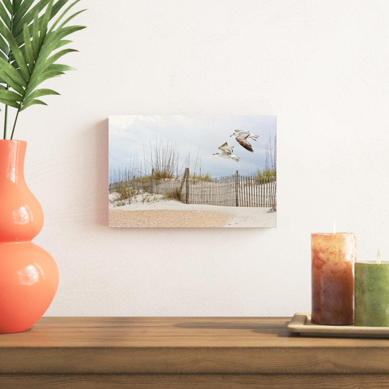 «Water Bird Glimpse I» par P.H. Burchett - Photographie sur toile tendue, H 8 po x l 12 po x P 1,25 po